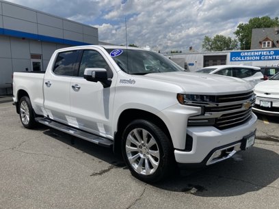 Used 2019 Chevrolet Silverado 1500 High Country w/ Technology Package