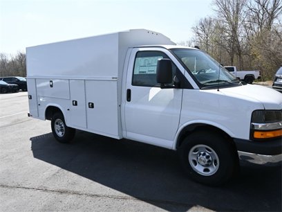 New 2024 Chevrolet Express 3500 w/ Power Convenience Package