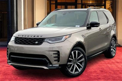 New 2025 Land Rover Discovery Dynamic SE