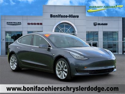 Used 2019 Tesla Model 3 Mid Range