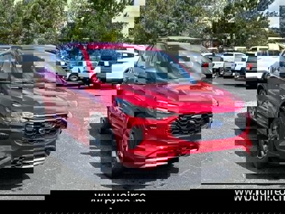 New 2024 Ford Escape ST-Line w/ Equipment Group 301A