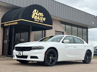Used 2022 Dodge Charger SXT w/ Leather Interior Group