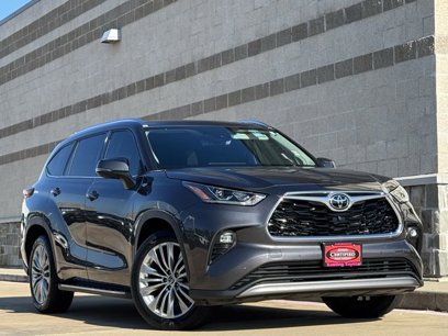 Certified 2022 Toyota Highlander Platinum