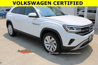 Certified 2020 Volkswagen Atlas Cross Sport SE w/ Panoramic Sunroof Package