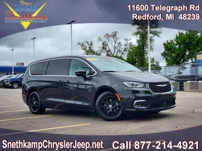 Certified 2023 Chrysler Pacifica Touring-L