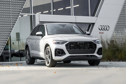 Certified 2024 Audi Q5 e Premium Plus w/ Premium Plus Package