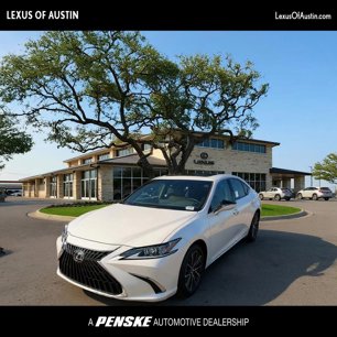 New 2025 Lexus ES 300h w/ Premium Package
