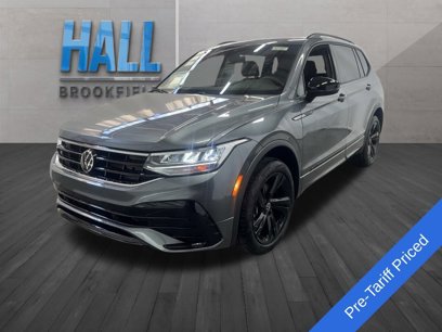New 2024 Volkswagen Tiguan SE R-Line