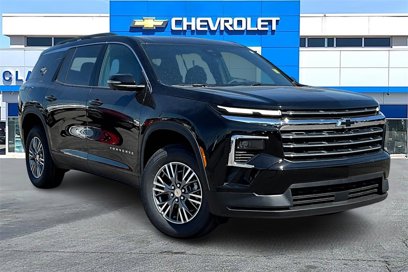 New 2025 Chevrolet Traverse LT w/ Driver Confidence Package