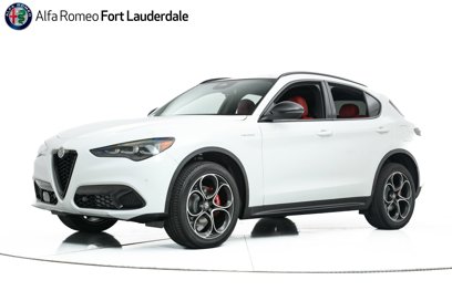Used 2025 Alfa Romeo Stelvio Sprint w/ Veloce Package