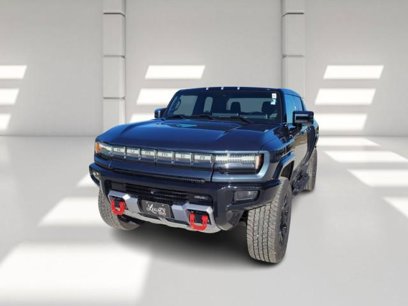 New 2025 GMC Hummer EV 2X w/ LPO, Sport Package