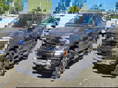 New 2025 Ford Ranger XLT