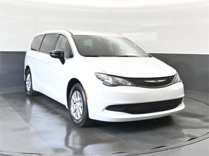New 2026 Chrysler Voyager LX