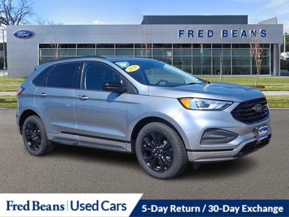 Used 2024 Ford Edge SE w/ Black Appearance Package