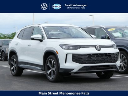 New 2025 Volkswagen Tiguan SE