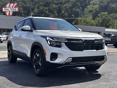 New 2025 Kia Seltos EX w/ EX Sunroof Package