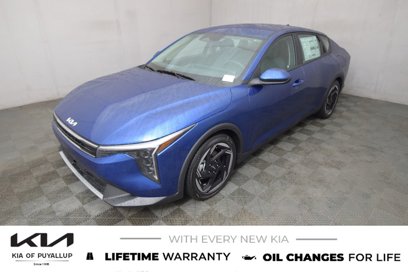 New 2025 Kia K4 EX