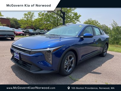 New 2025 Kia K4 LXS