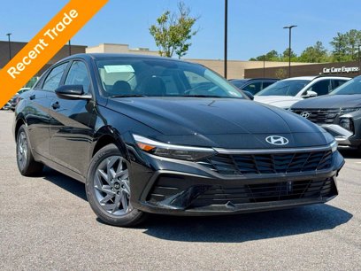 Used 2025 Hyundai Elantra Blue
