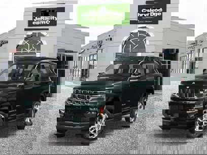 New 2024 Jeep Grand Cherokee Limited w/ Black Appearance Package
