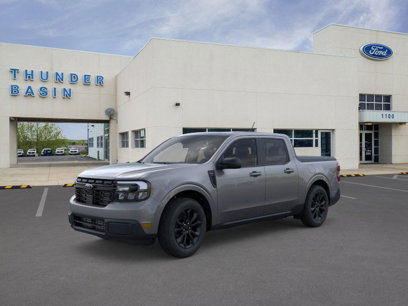 New 2024 Ford Maverick Lariat w/ Black Appearance Package