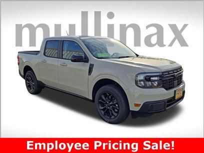 New 2024 Ford Maverick Lariat w/ Black Appearance Package