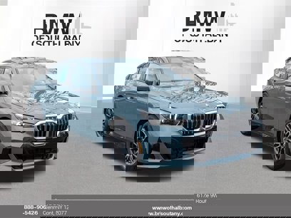 New 2025 BMW 530i xDrive w/ M Sport Package