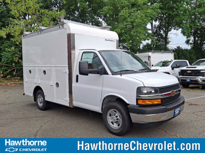 New 2025 Chevrolet Express 3500 w/ Power Convenience Package