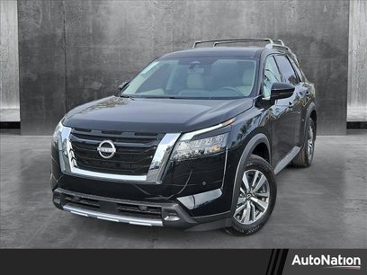 New 2025 Nissan Pathfinder SL
