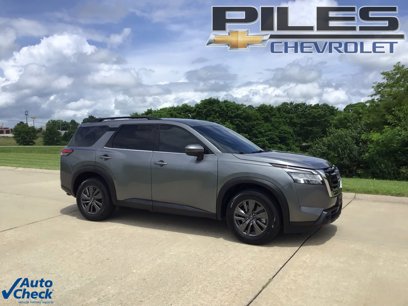 Used 2022 Nissan Pathfinder SV