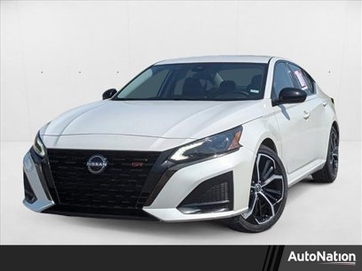 Used 2023 Nissan Altima 2.5 SR