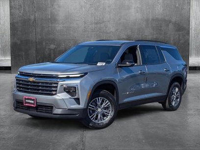 New 2025 Chevrolet Traverse LT w/ LPO, Floor Liner Package