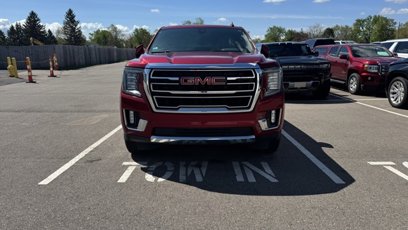 Used 2022 GMC Yukon SLT w/ SLT Luxury Package