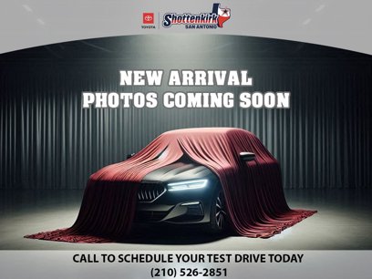 Used 2025 Toyota Camry SE
