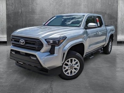 New 2024 Toyota Tacoma SR5