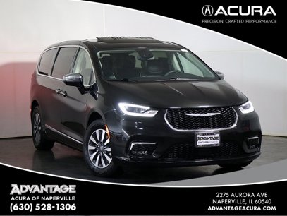 Used 2023 Chrysler Pacifica Limited