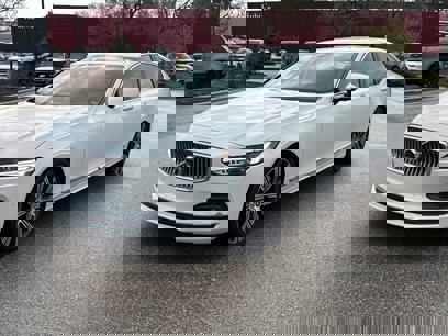 Certified 2022 Volvo S90 B6 Inscription w/ Advanced Package