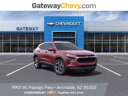 New 2025 Chevrolet Trax LT w/ LPO, Blackout Package