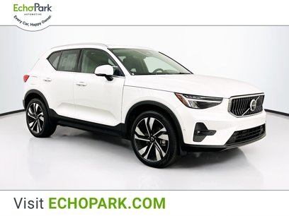 Used 2025 Volvo XC40 B5 Plus