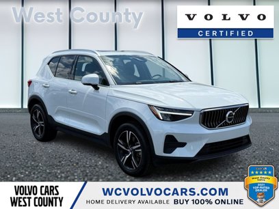 Used 2025 Volvo XC40 B5 Core