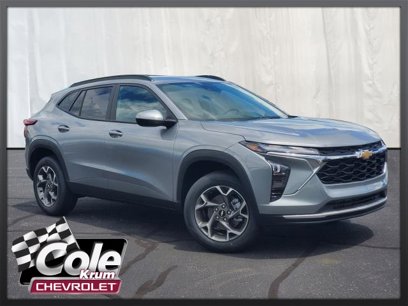 New 2025 Chevrolet Trax LT w/ LT Convenience Package