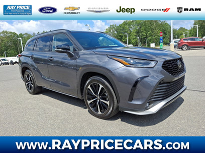 Used 2021 Toyota Highlander XSE