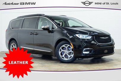 Used 2023 Chrysler Pacifica Limited