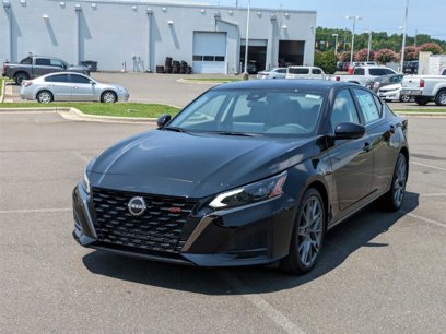 New 2024 Nissan Altima 2.0 SR