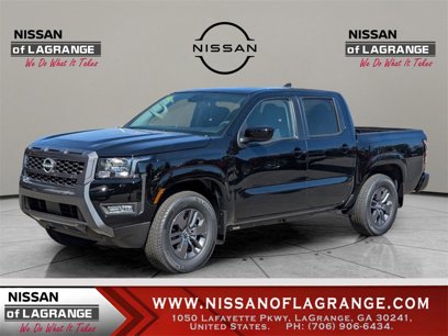 New 2025 Nissan Frontier SV w/ SV Convenience Package
