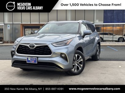 Used 2021 Toyota Highlander XLE