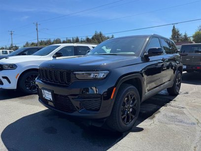 New 2025 Jeep Grand Cherokee Laredo