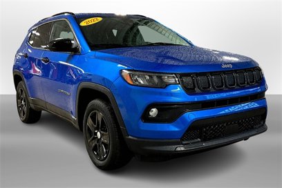 Used 2022 Jeep Compass Latitude w/ Convenience Group