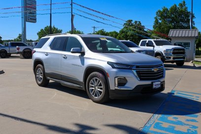 Used 2022 Chevrolet Traverse LT