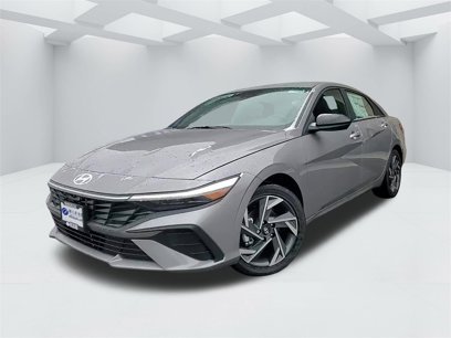 New 2025 Hyundai Elantra SEL w/ Cargo Package